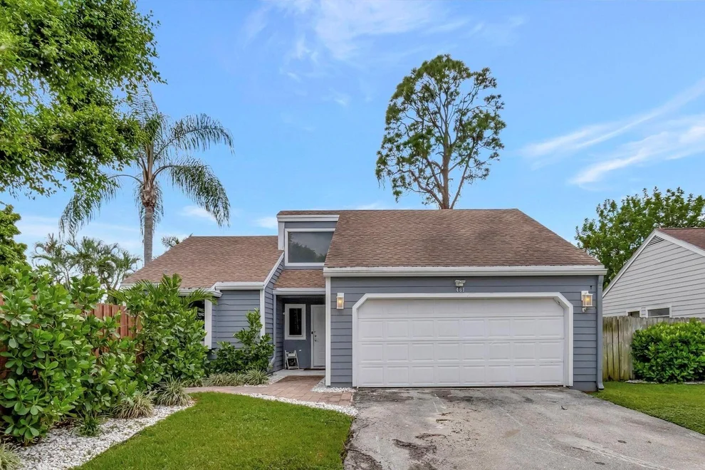 Unit for sale at 461 Park Forest Way, Wellington, FL 33414