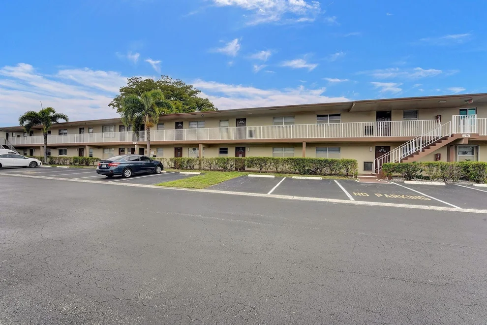 Unit for sale at 601 NW 78th Terrace, Margate, FL 33063