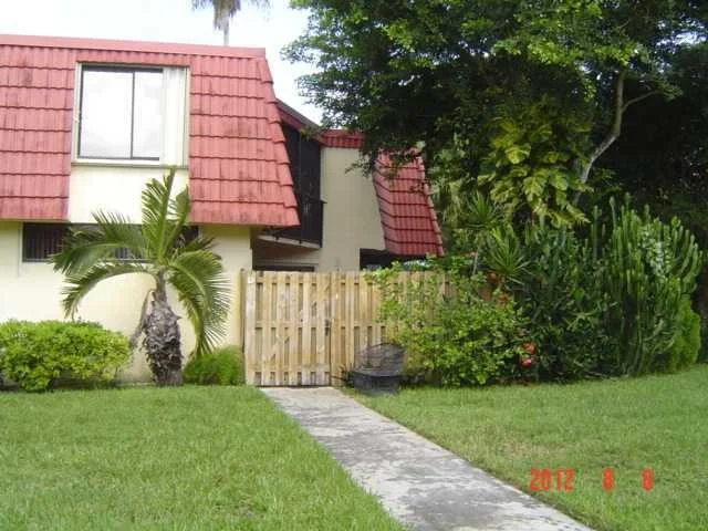 Unit for sale at 22964 Oxford Place, Boca Raton, FL 33433