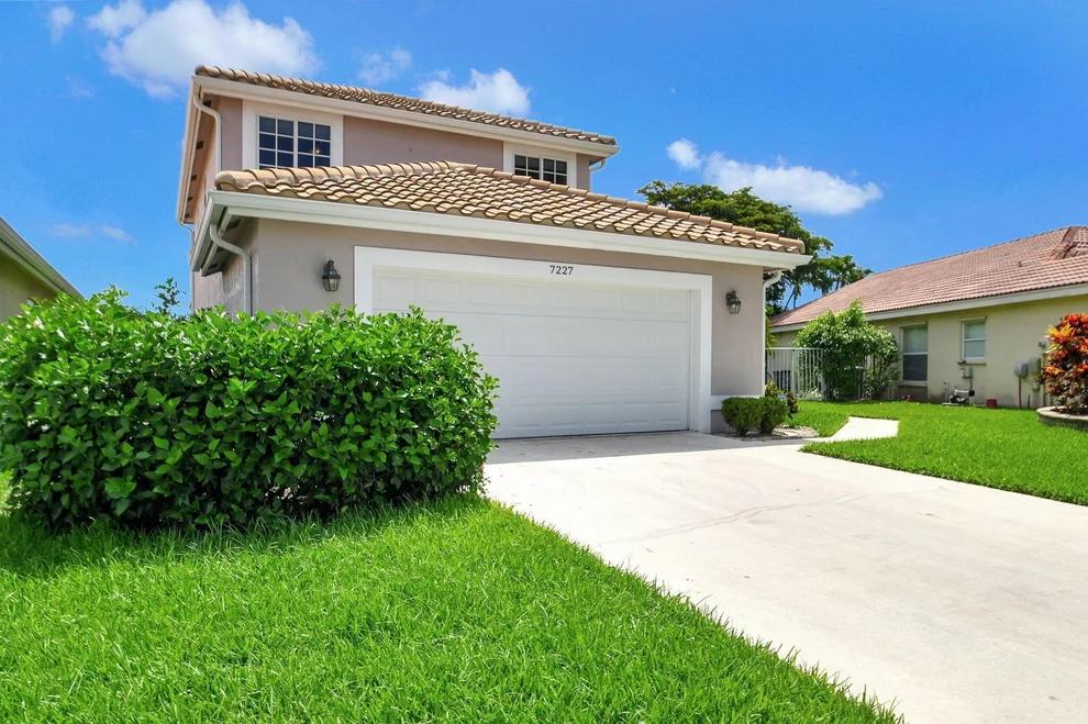 Unit for sale at 7227 Davit Circle, Lake Worth, FL 33467