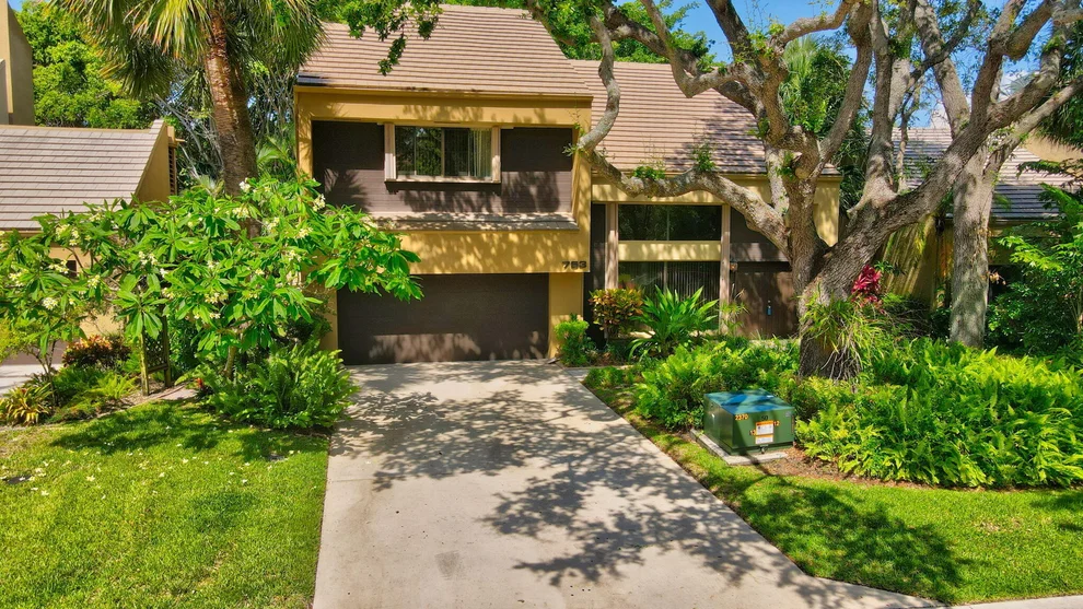 Unit for sale at 753 Saint Albans Drive, Boca Raton, FL 33486