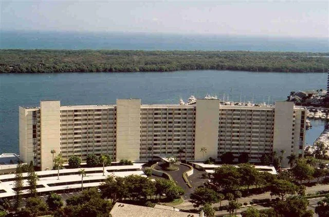 Unit for sale at 122 Lakeshore Drive, North Palm Beach, FL 33408