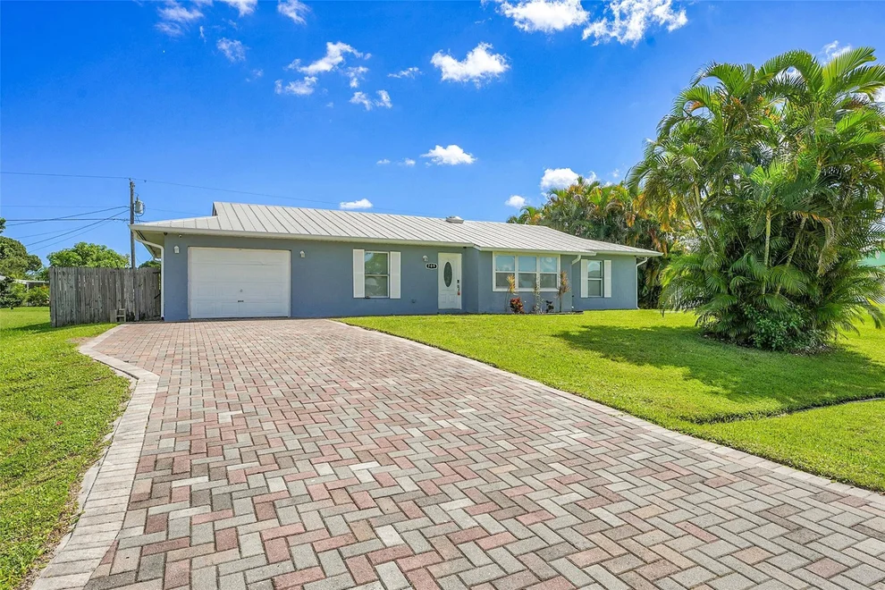 Unit for sale at 709 SW Dorchester Street, Port St Lucie, FL 34983