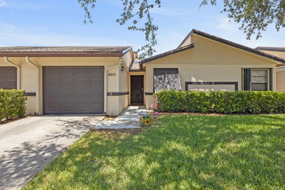 Unit for sale at 22 Ridge Pointe Drive, Boynton Beach, FL 33435
