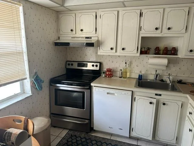 Unit for sale at 7805 NW 5th Court, Margate, FL 33063