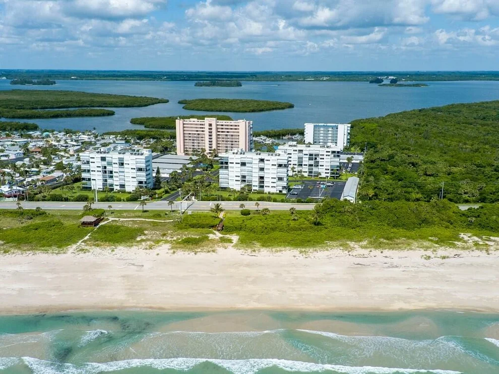 Unit for sale at 5163 N Hwy A1A, Hutchinson Island, FL 34949