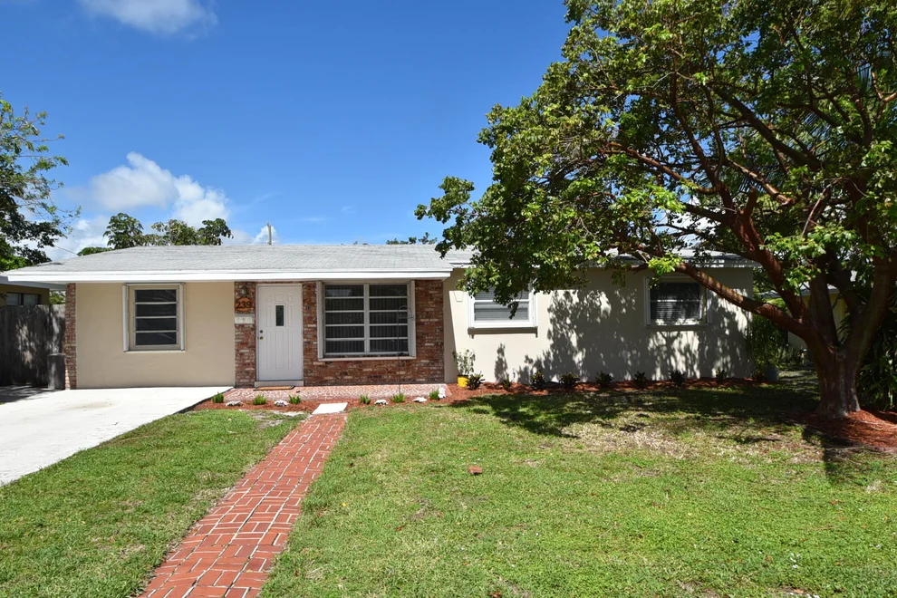 Unit for sale at 239 NE 17th Street, Delray Beach, FL 33444