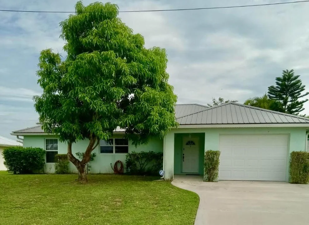 Unit for sale at 2636 SE 31st Street, Okeechobee, FL 34974