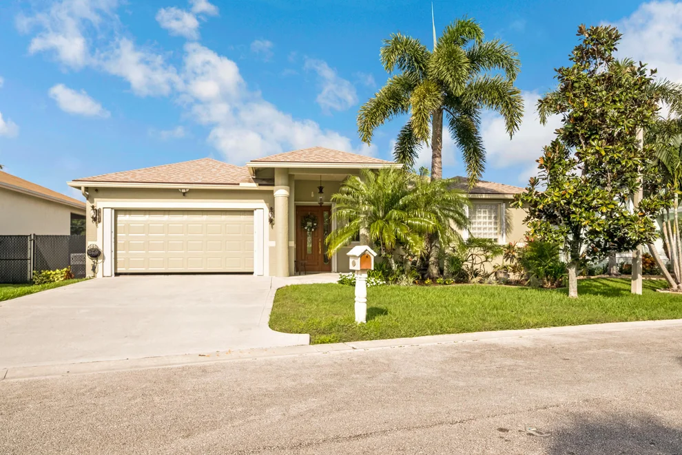 Unit for sale at 1175 Hatteras Circle, Greenacres, FL 33413
