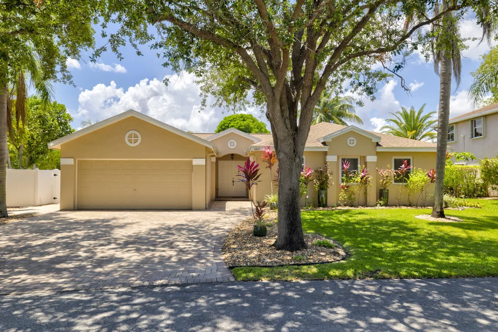 Unit for sale at 1415 NW 49 Avenue, Coconut Creek, FL 33063