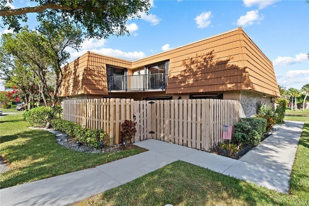 Unit for sale at 11031 SW 15th Manor, Davie, FL 33324