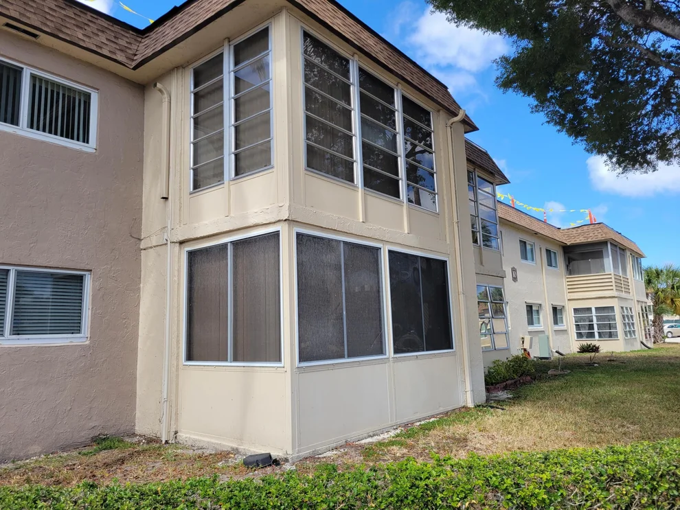 Unit for sale at 700 Lori Drive, Palm Springs, FL 33461