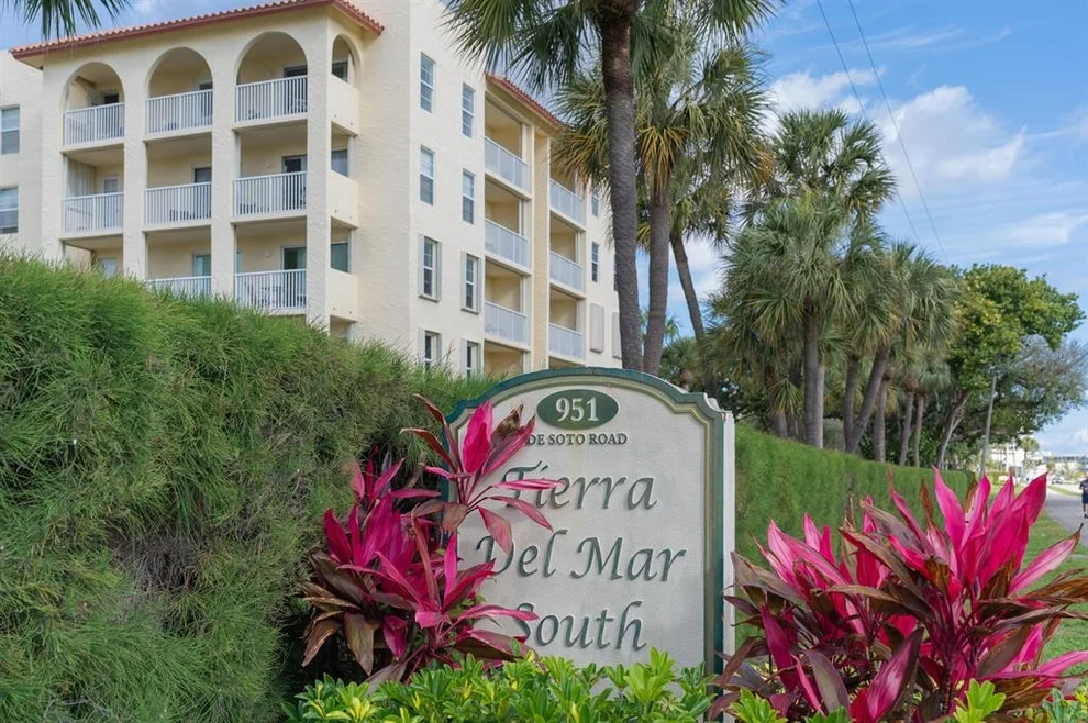 Unit for sale at 951 De Soto Road, Boca Raton, FL 33432