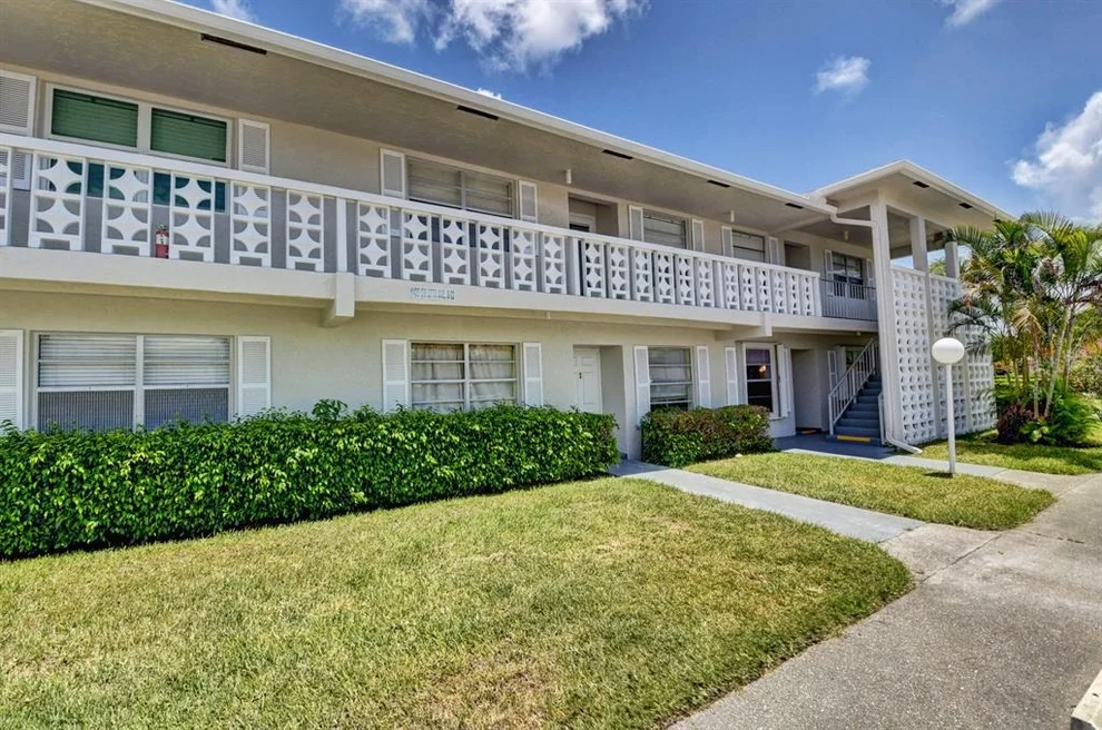 Unit for sale at 1425 SW 27th Avenue, Delray Beach, FL 33445