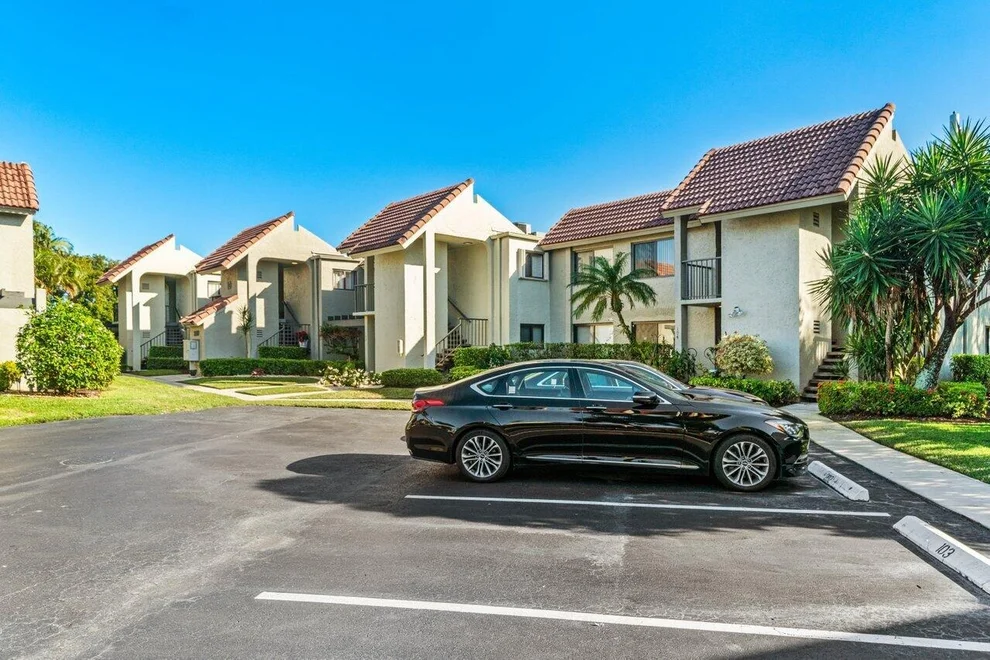Unit for sale at 5589 Fairway Park Drive, Boynton Beach, FL 33437
