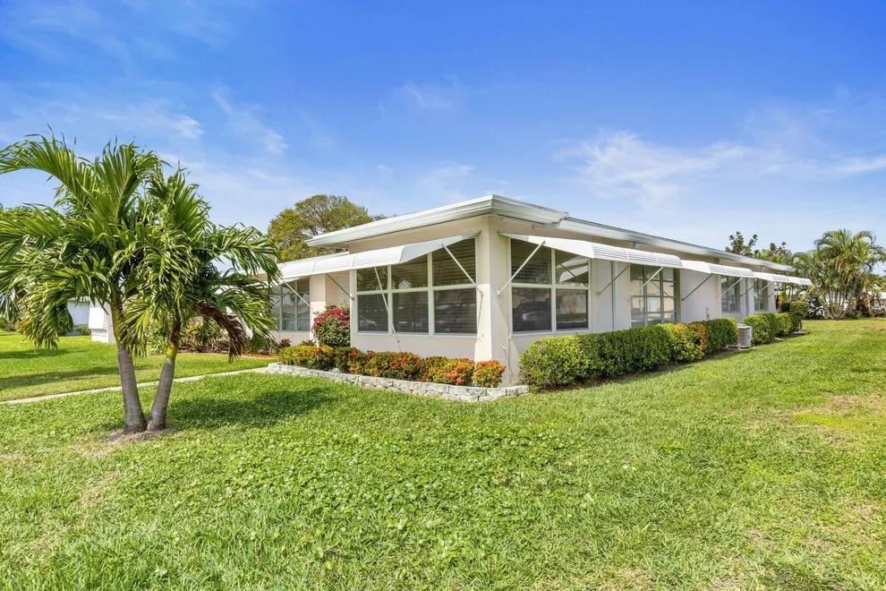 Unit for sale at 135 South Boulevard, Boynton Beach, FL 33435