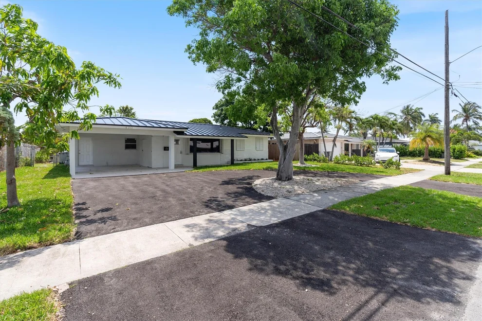 Unit for sale at 420 SE 6th Avenue, Pompano Beach, FL 33060