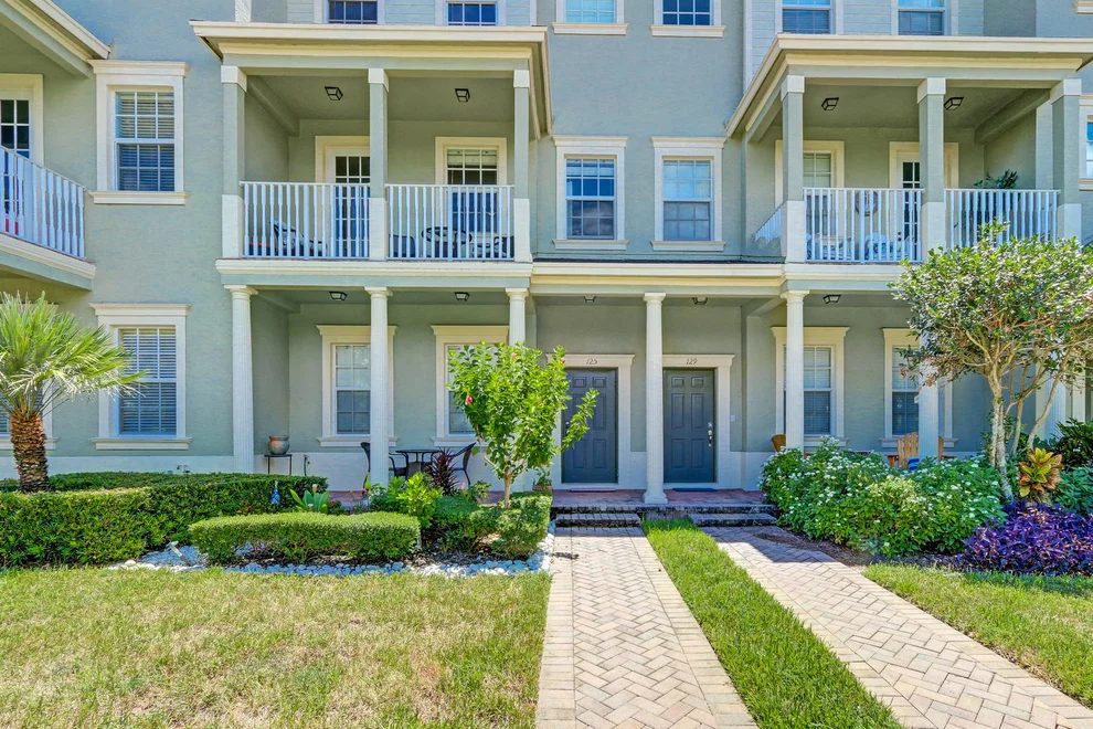 Unit for sale at 125 E Bay Cedar Circle, Jupiter, FL 33458