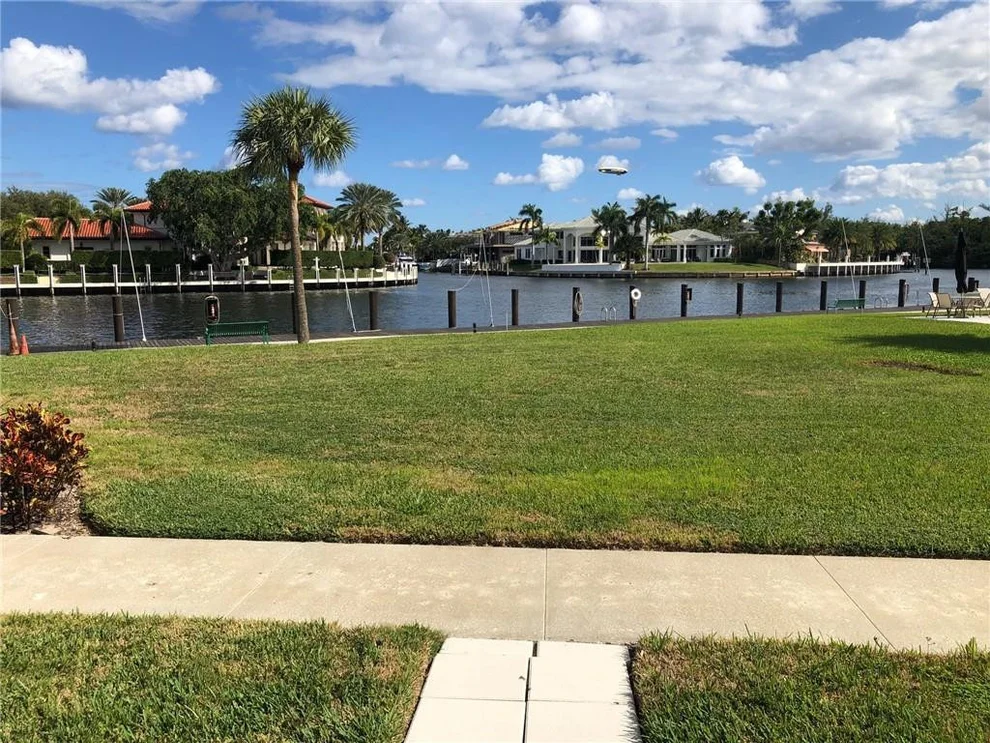 Unit for sale at 330 N Federal Highway, Deerfield Beach, FL 33441