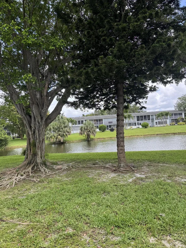 Unit for sale at 463 Tilford V, Deerfield Beach, FL 33442