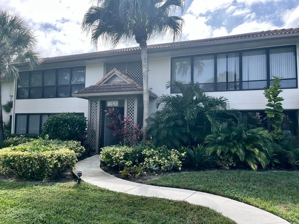 Unit for sale at 1100 Duncan Circle, Palm Beach Gardens, FL 33418