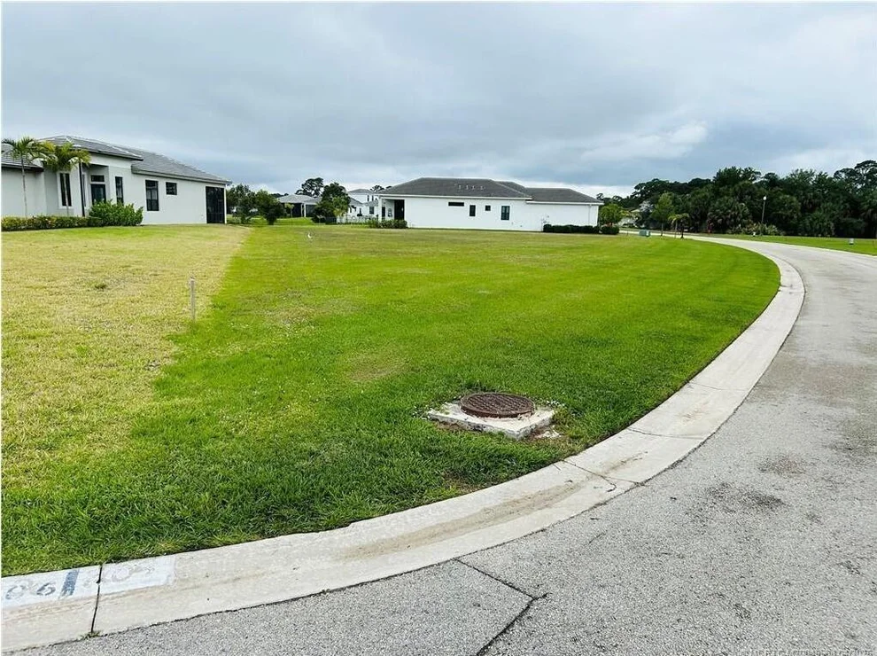 Unit for sale at 156 SE Via Bisento, Port St Lucie, FL 34952