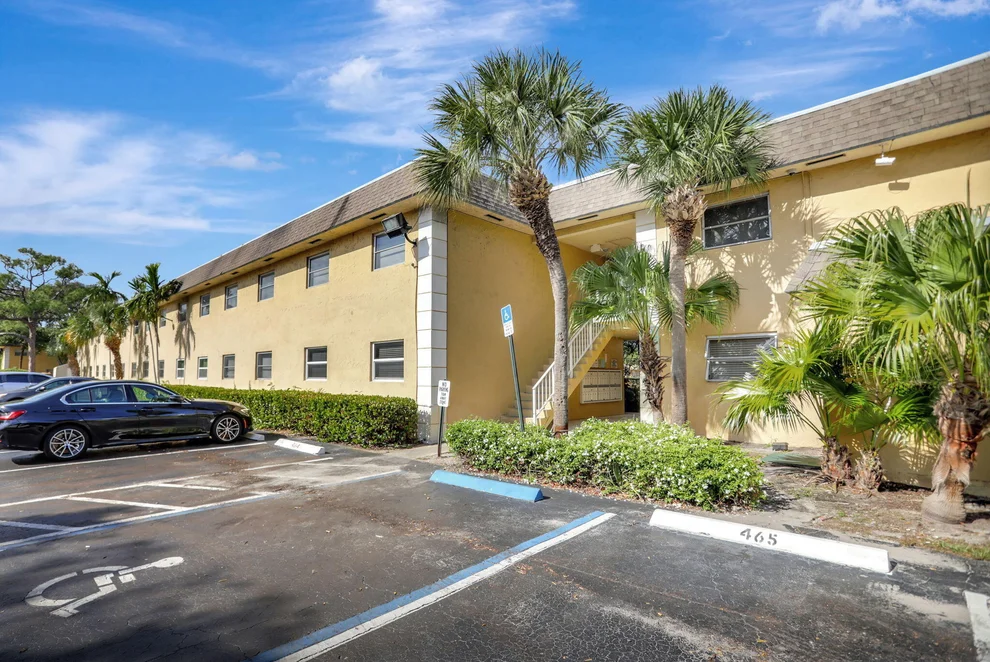 Unit for sale at 5168 NE 6TH Avenue, Oakland Park, FL 33334