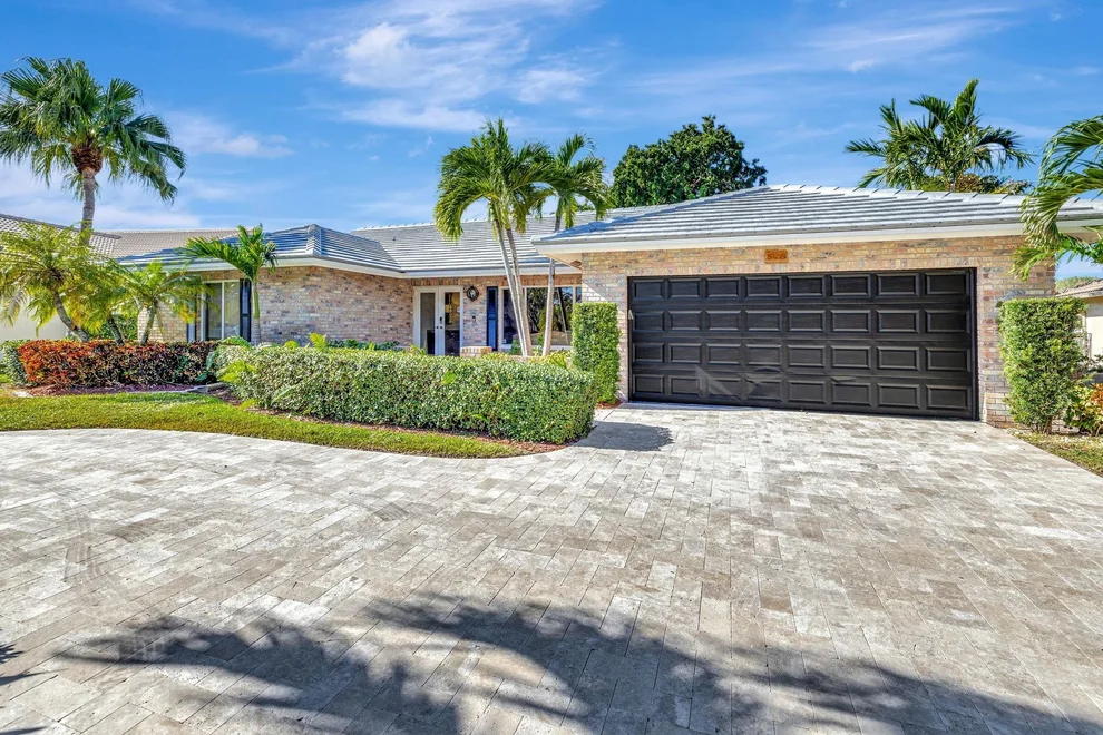 Unit for sale at 596 NW 111th Way, Coral Springs, FL 33071