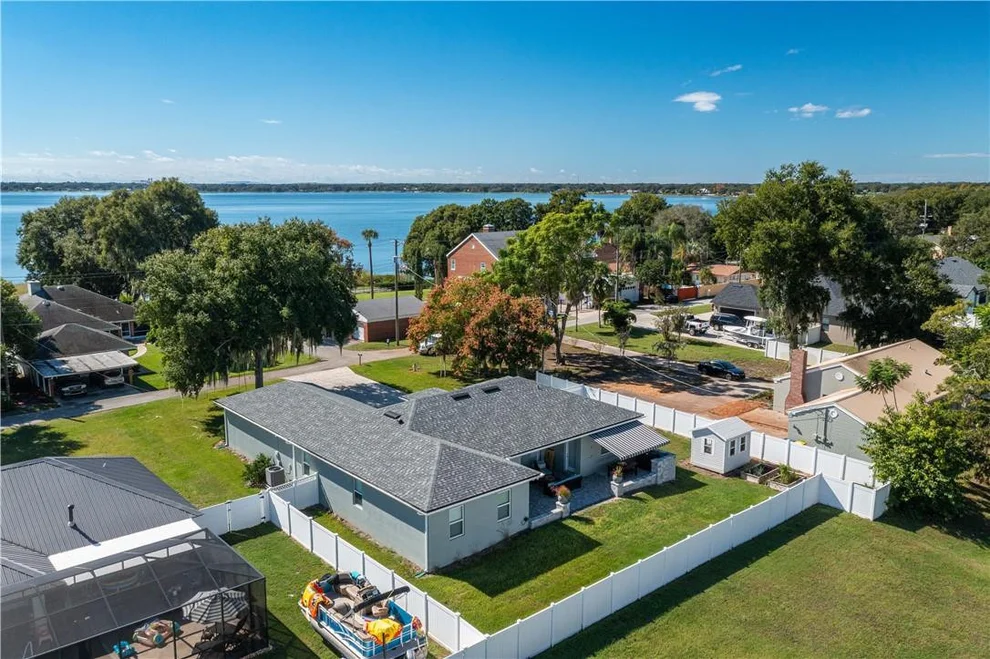 Unit for sale at 1680 Seminole Avenue, Auburndale, FL 33823