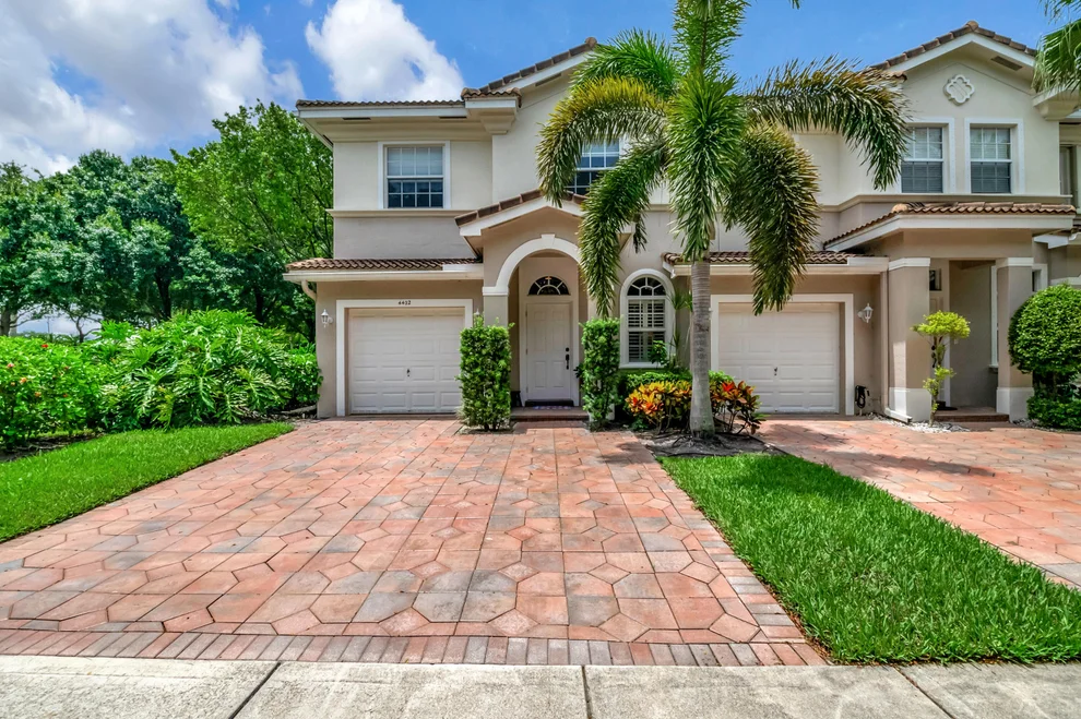 Unit for sale at 4402 Regal Court, Delray Beach, FL 33445