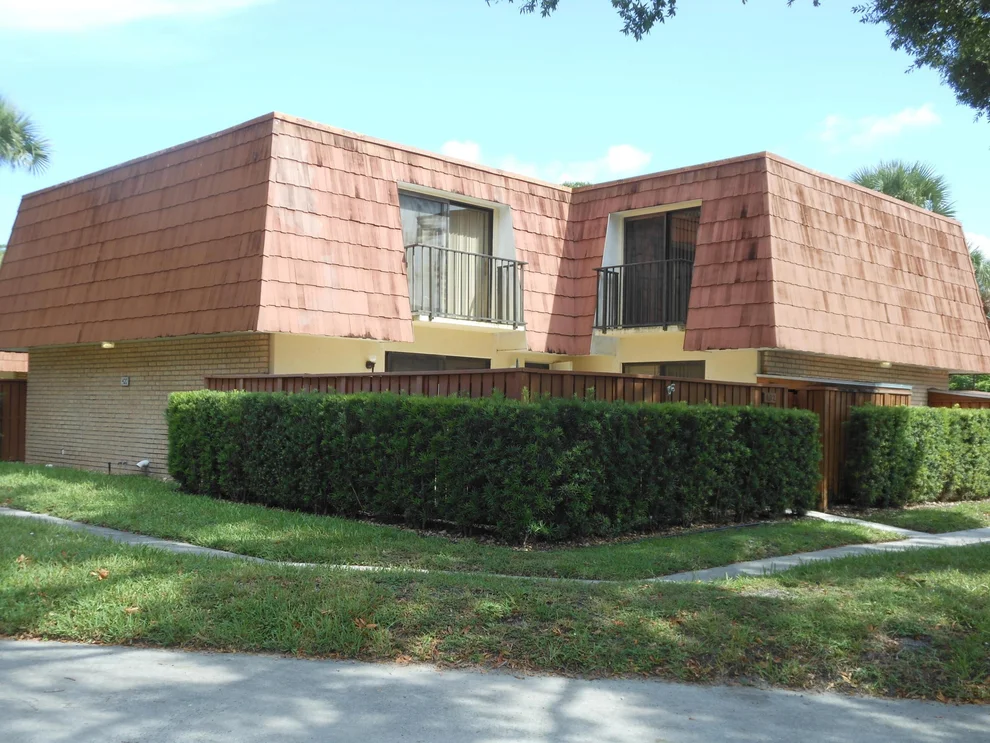 Unit for sale at 602 Buttonwood Lane, Boynton Beach, FL 33436