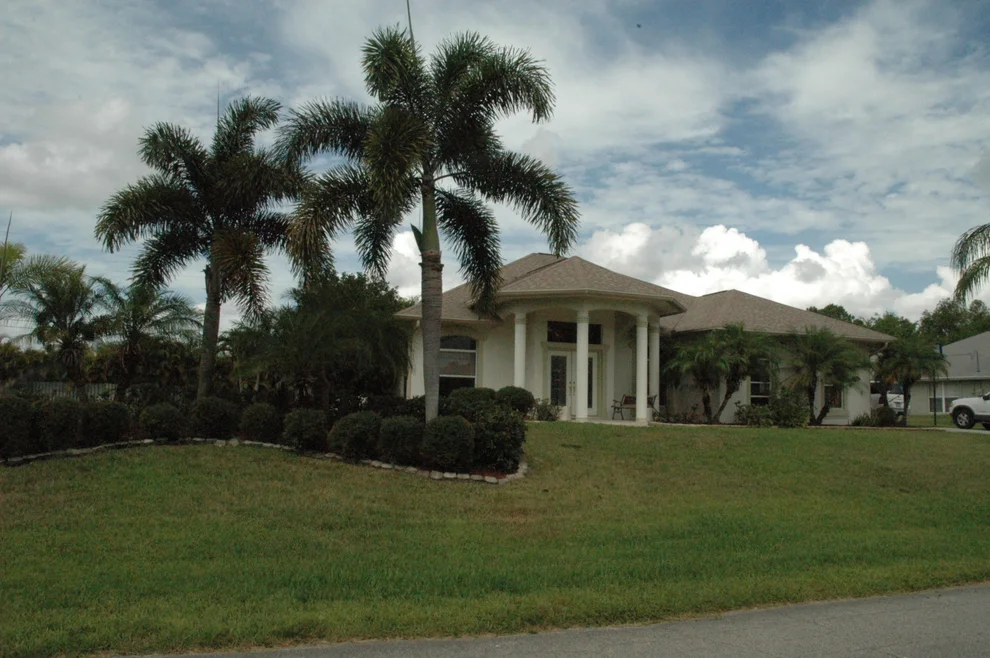 Unit for sale at 140 SW Hawthorne Circle, Port St Lucie, FL 34953