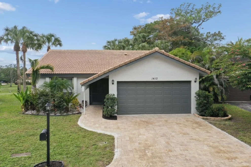 Unit for sale at 1410 Riverwood Lane, Coral Springs, FL 33071