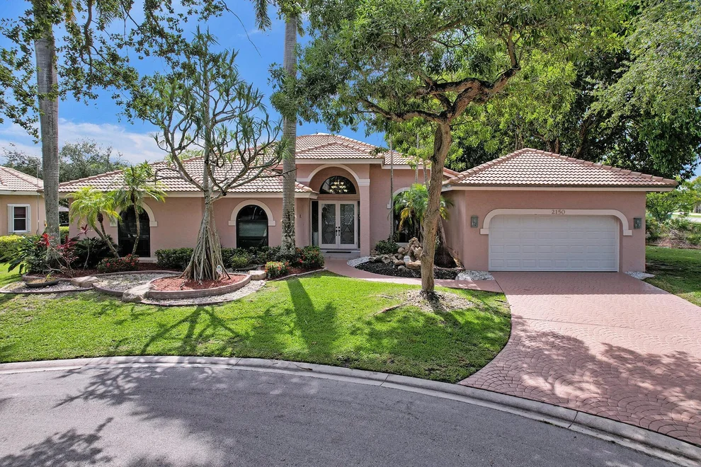 Unit for sale at 2150 Warwick Hills Way, Coral Springs, FL 33071