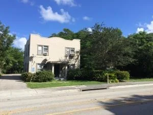 Unit for sale at 1020 N Federal Highway, Lake Worth Beach, FL 33460