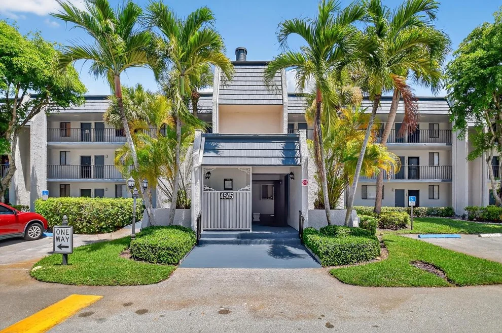 Unit for sale at 4345 Trevi Court, Lake Worth, FL 33467