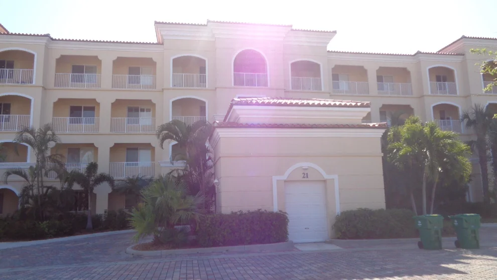 Unit for sale at 21 Harbour Isle Drive W, Fort Pierce, FL 34949