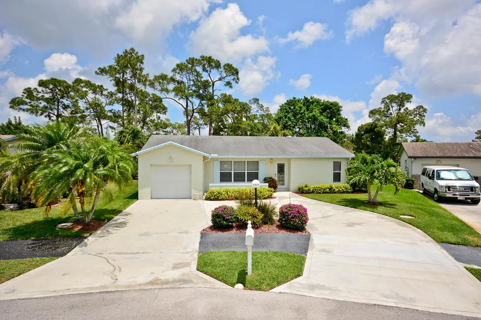 Unit for sale at 4328 Lisa Drive, Lake Worth, FL 33467