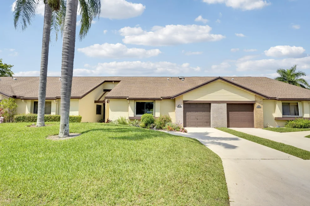Unit for sale at 110 Village Walk Drive, Royal Palm Beach, FL 33411