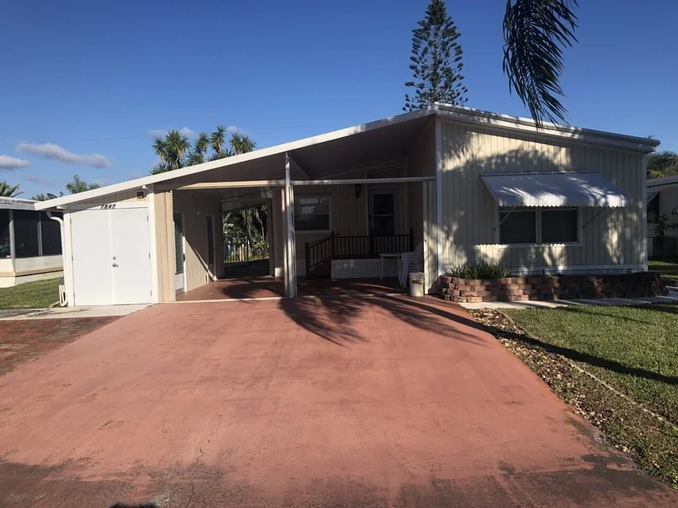 Unit for sale at 7847 SE Swan Avenue, Hobe Sound, FL 33455