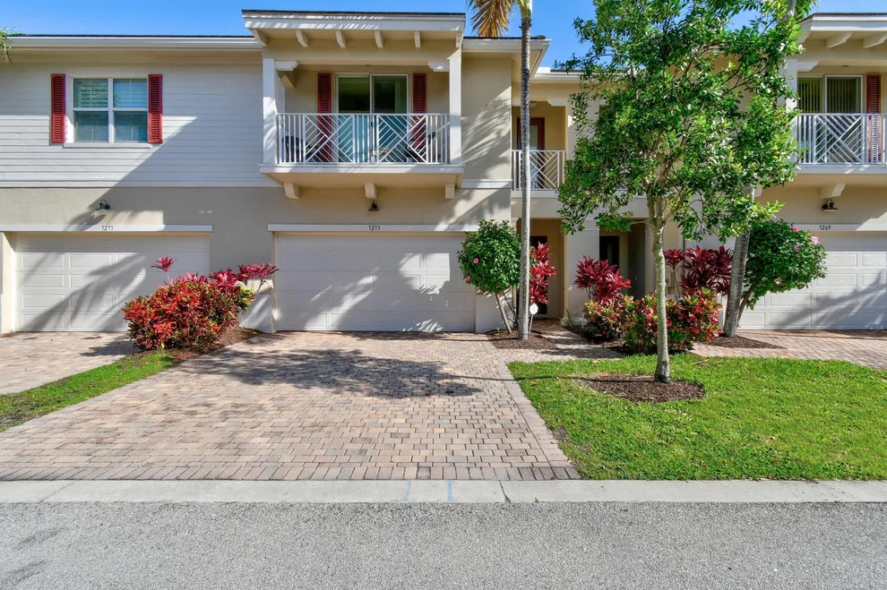 Unit for sale at 7273 Oxford Court, Palm Beach Gardens, FL 33418