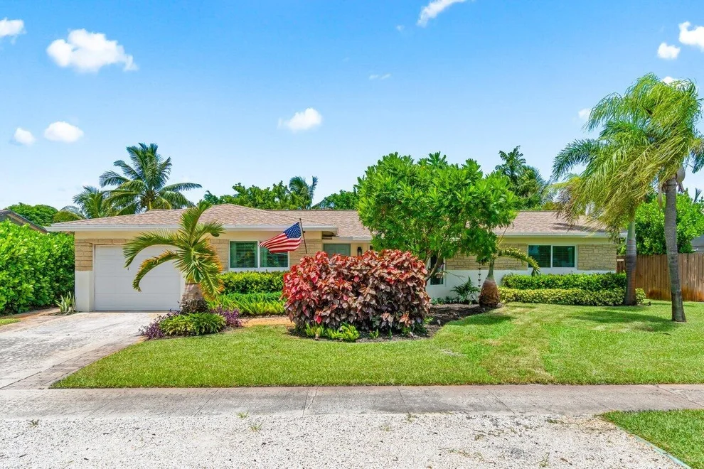 Unit for sale at 159 SE 27th Court, Boynton Beach, FL 33435