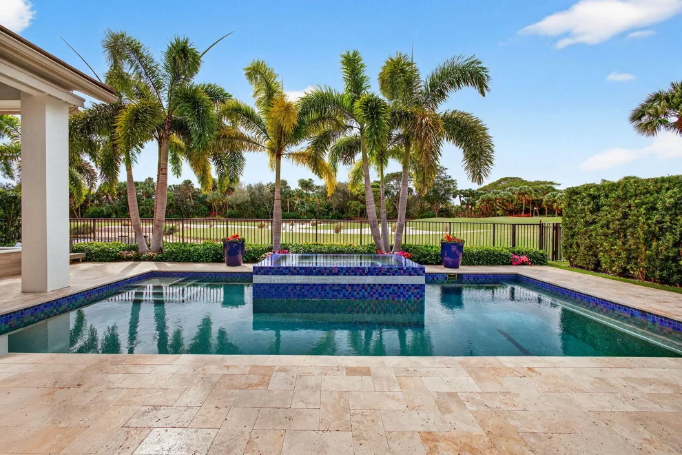 Unit for sale at 734 Cote Azur Drive, Palm Beach Gardens, FL 33410