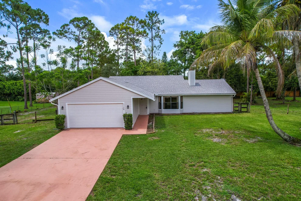 Unit for sale at 13758 Temple Boulevard, The Acreage, FL 33412