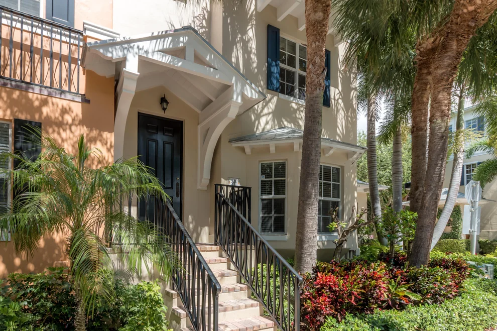 Unit for sale at 349 E Mallory Circle, Delray Beach, FL 33483