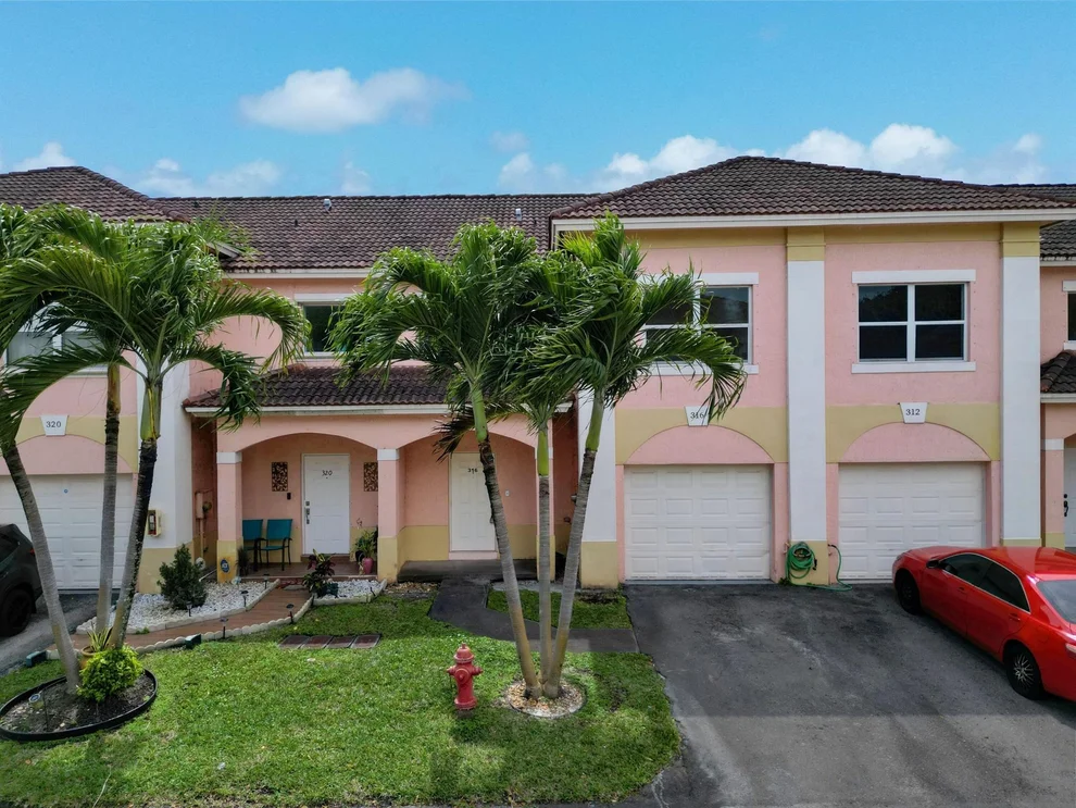 Unit for sale at 316 Talia Circle, Palm Springs, FL 33461