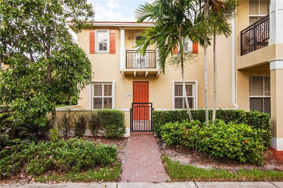Unit for sale at 4601 Mimosa Terrace, Coconut Creek, FL 33073
