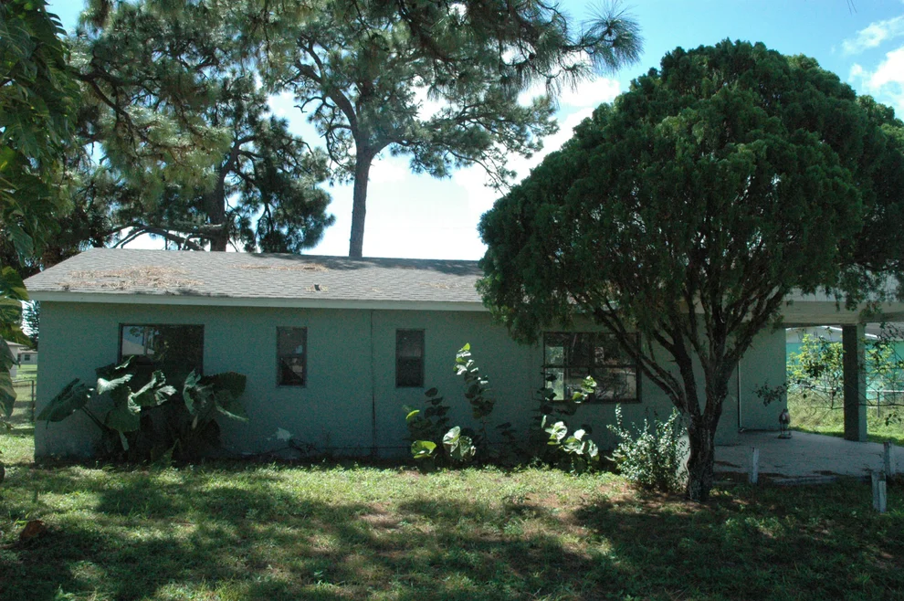 Unit for sale at 3005 Avenue M, Fort Pierce, FL 34950