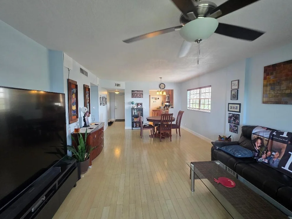 Unit for sale at 9101 W Sample Road W, Coral Springs, FL 33065