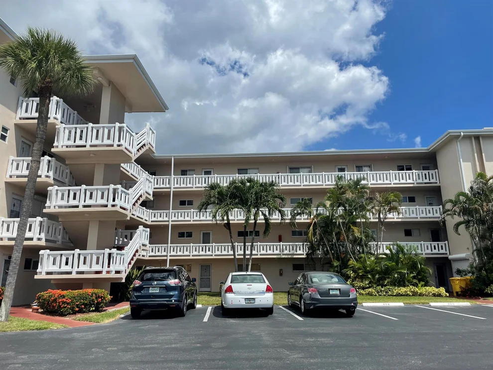 Unit for sale at 2669 S Garden Drive, Lake Worth, FL 33461